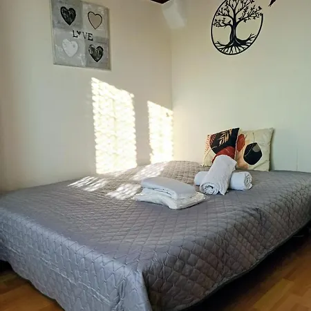 Apartmán Aux Portes De Paris, Tres Bien Desservi Par Les Transports Fontenay-sous-Bois